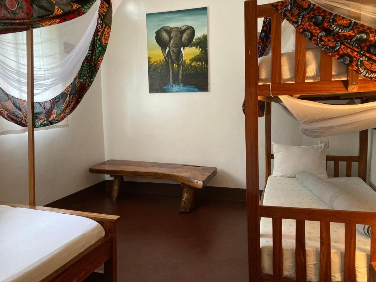 Camp Bastian Mikumi Villa Eksteriør bilde
